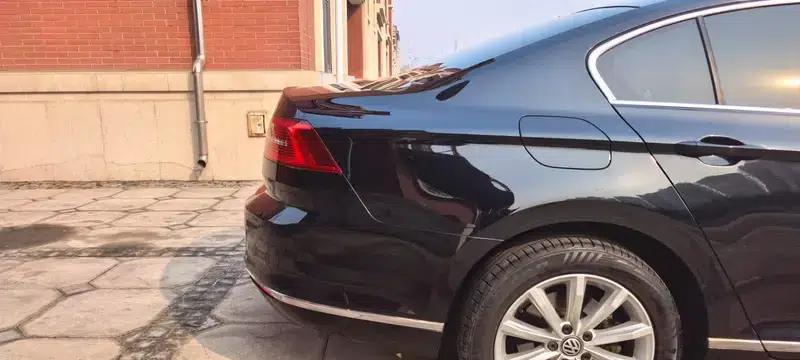 2018 Volkswagen Passat 330TSI DSG Leading Edition — миниатюра 8