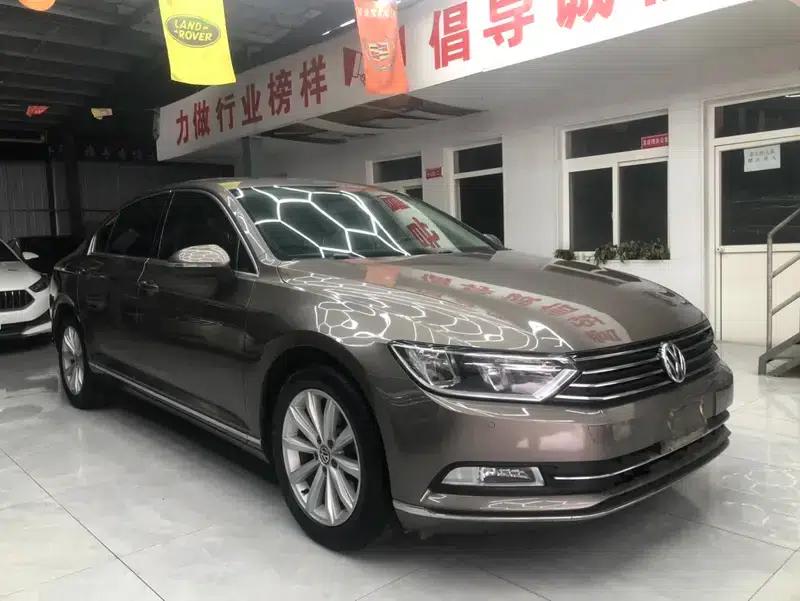 2017 Volkswagen Magotan 330TSI DSG Leading Edition — миниатюра 3