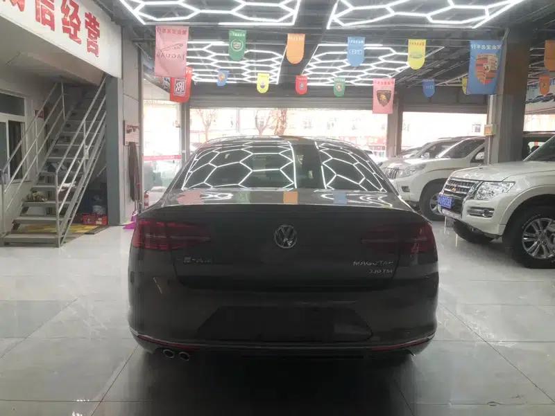 2017 Volkswagen Magotan 330TSI DSG Leading Edition — миниатюра 5