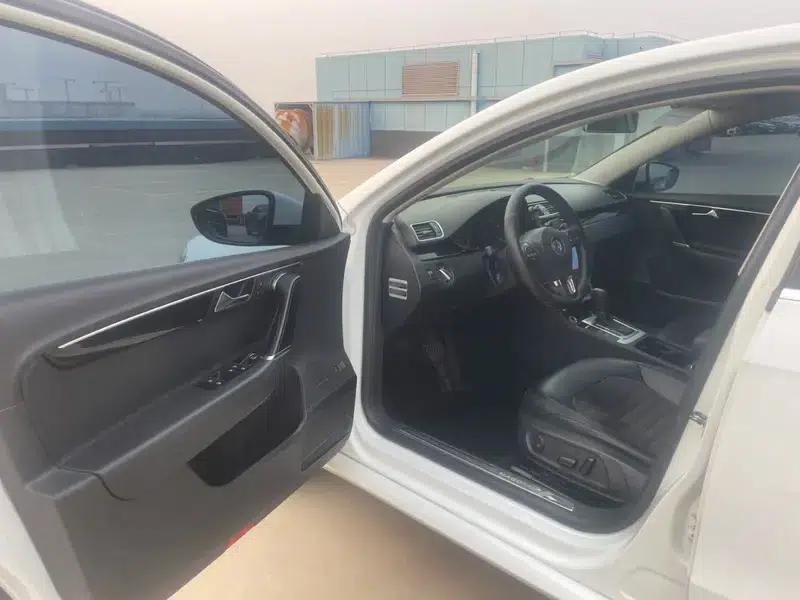 2015 Volkswagen Passat 1.8TSI Luxury — миниатюра 17