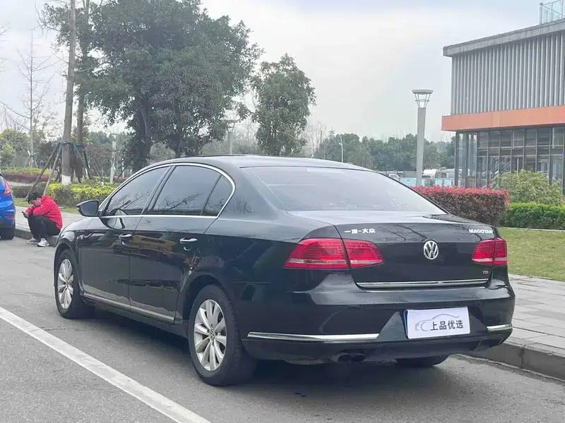 2016 Volkswagen Passat 1.8TSI Smart Comfort Edition — миниатюра 5