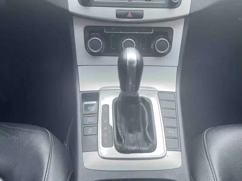 2016 Volkswagen Passat 1.8TSI Smart Comfort Edition — миниатюра 10