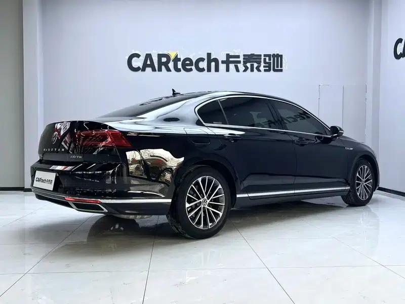 2020 Volkswagen Passat 330TSI DSG Luxury — миниатюра 7