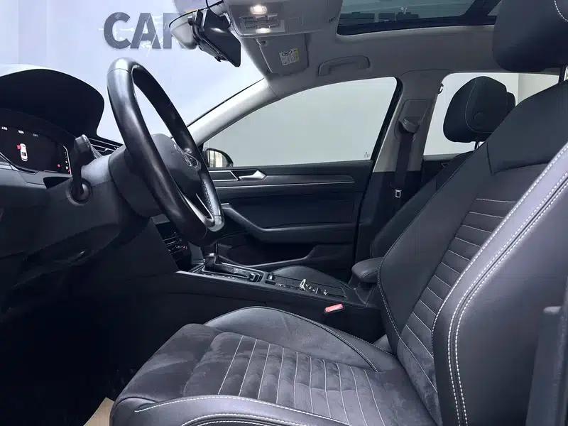 2020 Volkswagen Passat 330TSI DSG Luxury — миниатюра 10