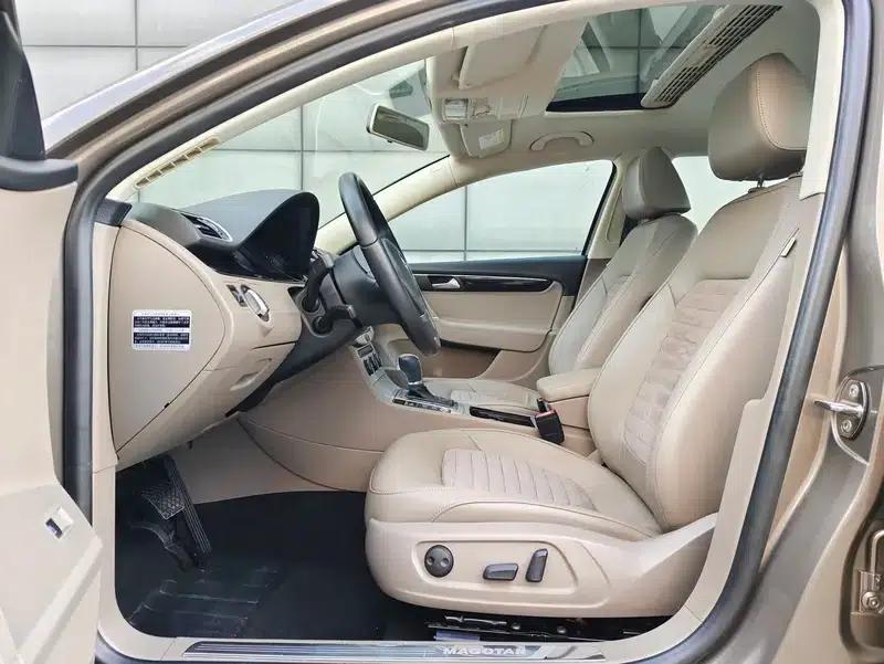 2015 Volkswagen Passat 1.8TSI Luxury — миниатюра 8