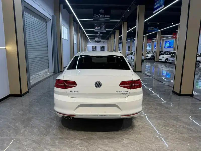2017 Volkswagen Magotan 330TSI DSG Leading Edition — миниатюра 5