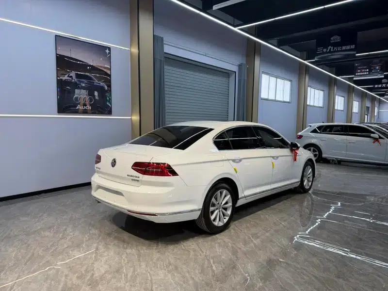 2017 Volkswagen Magotan 330TSI DSG Leading Edition — миниатюра 6