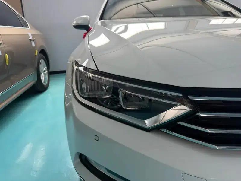 2017 Volkswagen Magotan 330TSI DSG Leading Edition — миниатюра 9