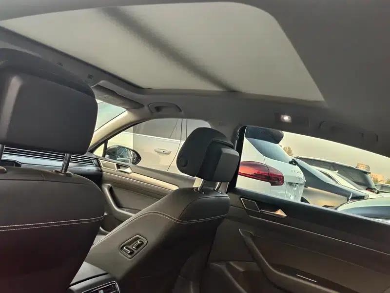 Volkswagen Passat 2021 330TSI DSG 30th Anniversary Edition — миниатюра 13