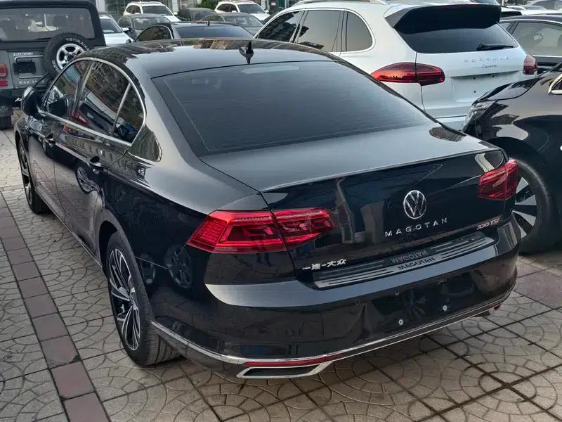 Volkswagen Passat 2021 330TSI DSG 30th Anniversary Edition — миниатюра 3