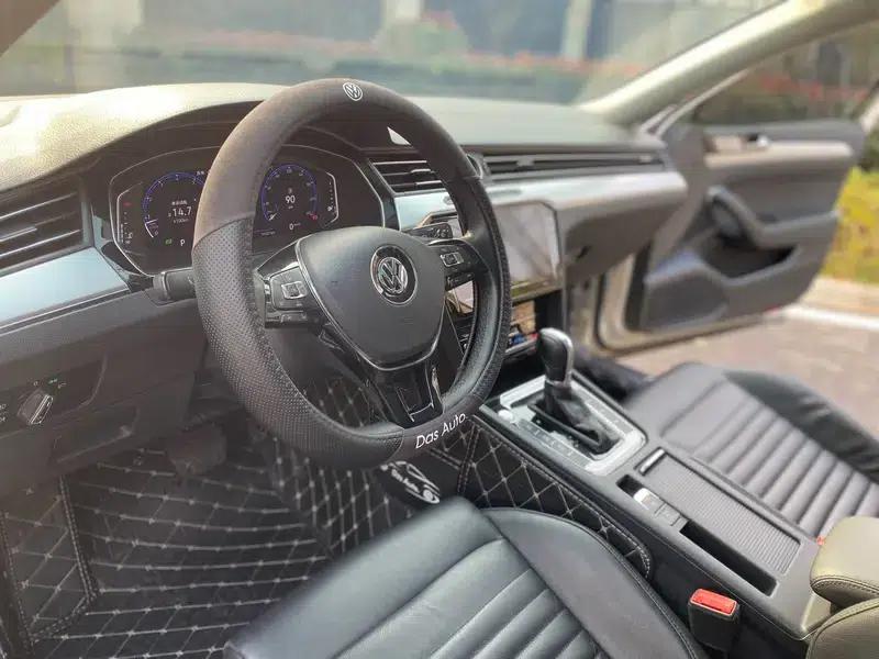2018 Volkswagen Passat 280TSI DSG Leading Edition — миниатюра 23