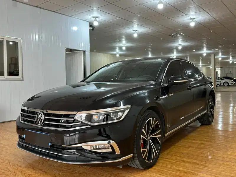 Volkswagen Passat 2021 330TSI DSG 30th Anniversary Edition — миниатюра 1