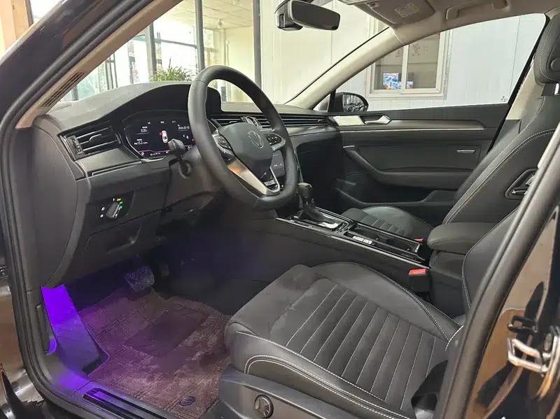 Volkswagen Passat 2021 330TSI DSG 30th Anniversary Edition — миниатюра 15