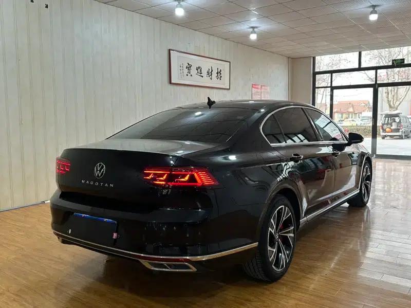 Volkswagen Passat 2021 330TSI DSG 30th Anniversary Edition — миниатюра 6
