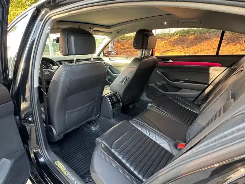 2017 Volkswagen Passat 330TSI DSG Comfort — миниатюра 11