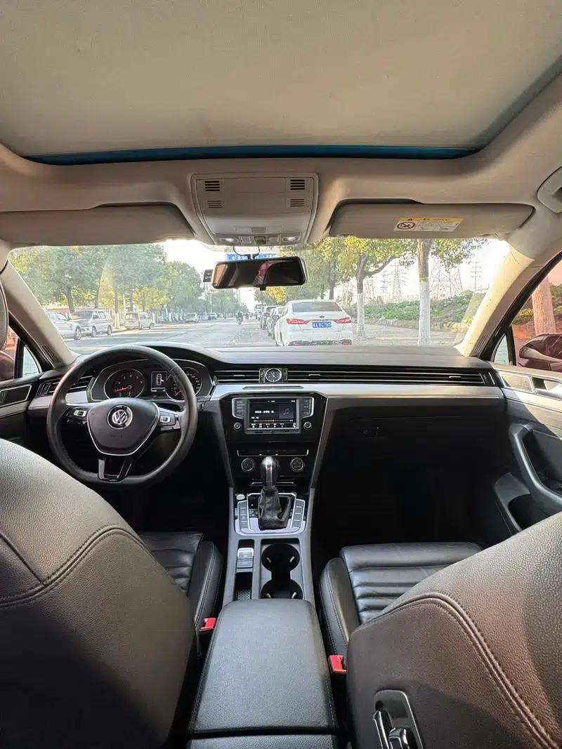 2017 Volkswagen Passat 330TSI DSG Comfort — миниатюра 8