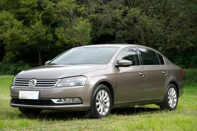 Volkswagen Passat 2016 1.8TSI 25th Anniversary Edition — миниатюра 1