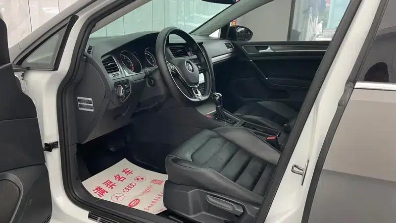 2014 Golf 1.4TSI Automatic Luxury — миниатюра 17