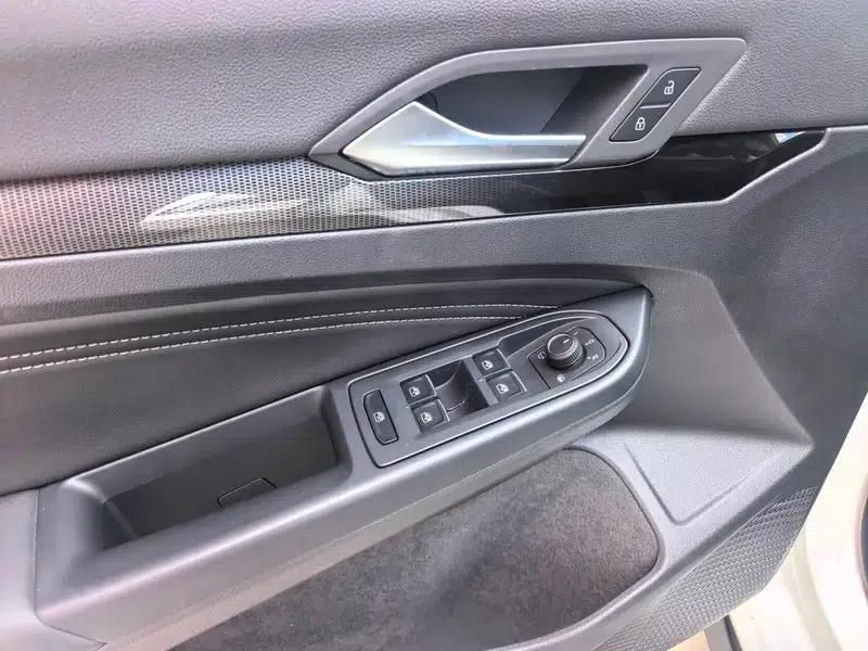 2022 Golf 280TSI DSG R-Line — миниатюра 19