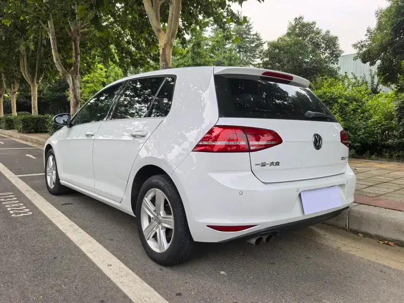 2015 Golf 1.4TSI Automatic Luxury — миниатюра 4