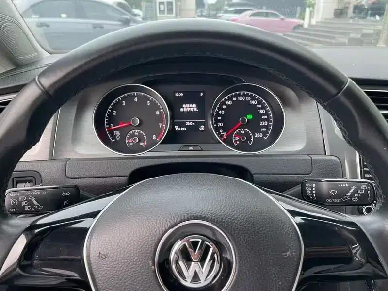 2016 Golf 230TSI Automatic Comfort — миниатюра 7