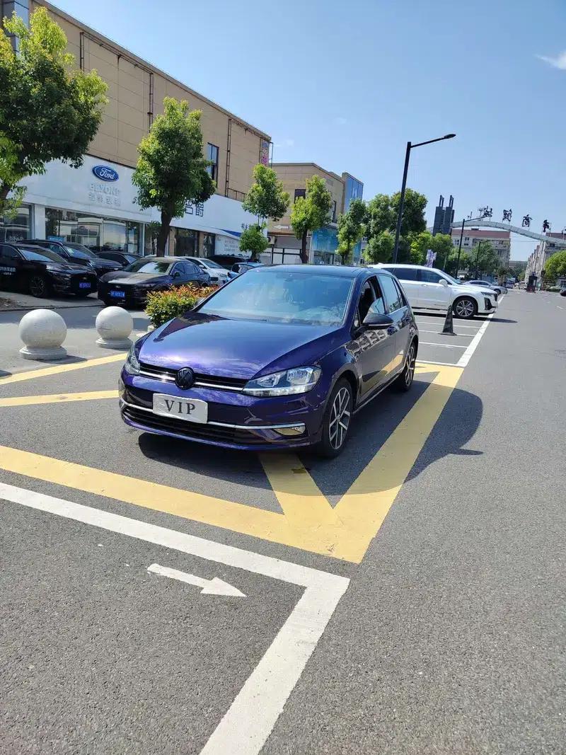 2020 Golf Beloved Edition 280TSI DSG Comfort — миниатюра 1