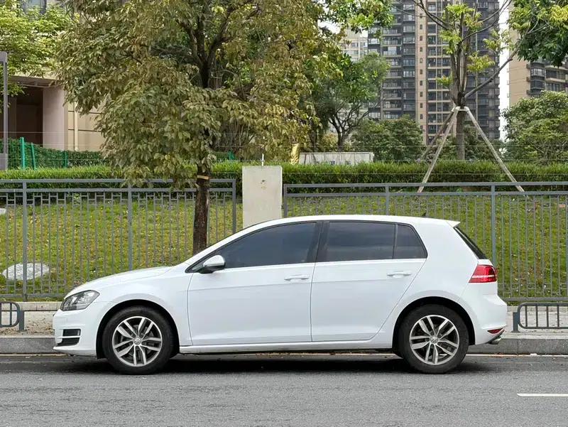 2014 Golf 1.4TSI Automatic Flagship — миниатюра 4
