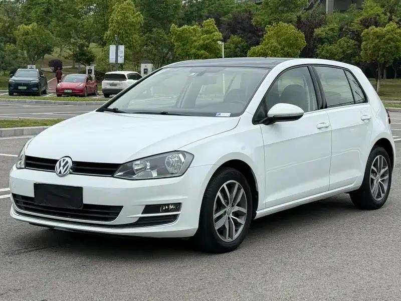 2015 Golf 1.4TSI Automatic Luxury — миниатюра 1