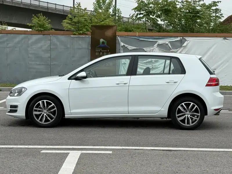 2015 Golf 1.4TSI Automatic Luxury — миниатюра 4