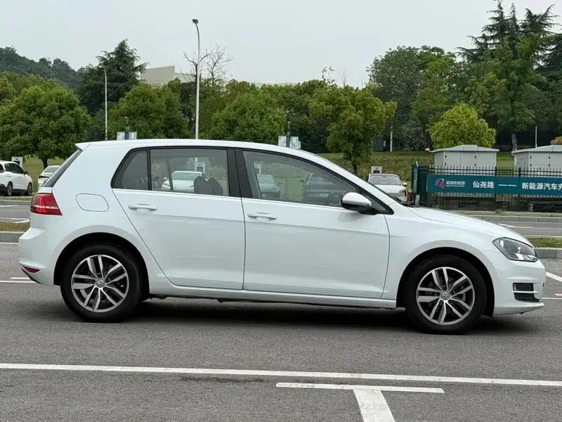 2015 Golf 1.4TSI Automatic Luxury — миниатюра 8