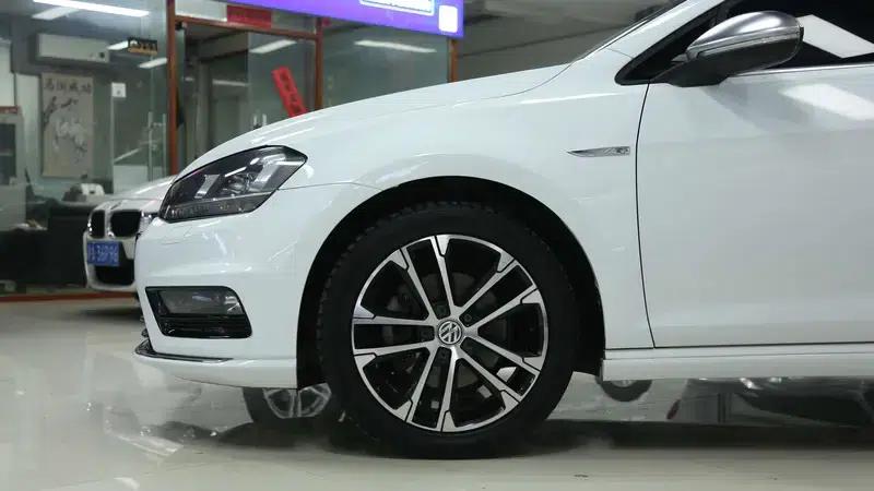 2016 Golf 1.4TSI Automatic R-Line — миниатюра 3
