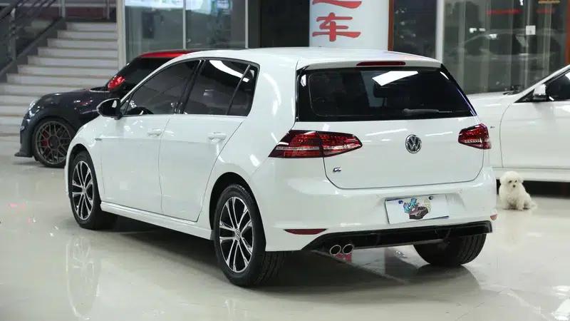 2016 Golf 1.4TSI Automatic R-Line — миниатюра 4