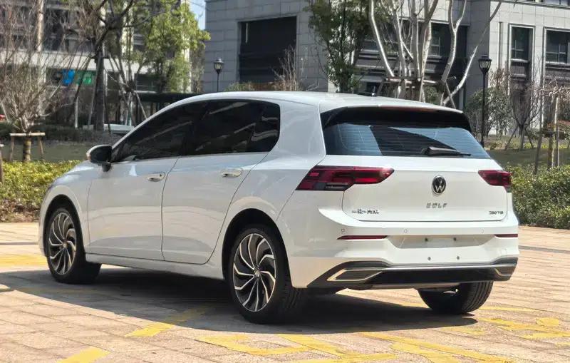 2023 Golf 280TSI DSG Pro — миниатюра 4