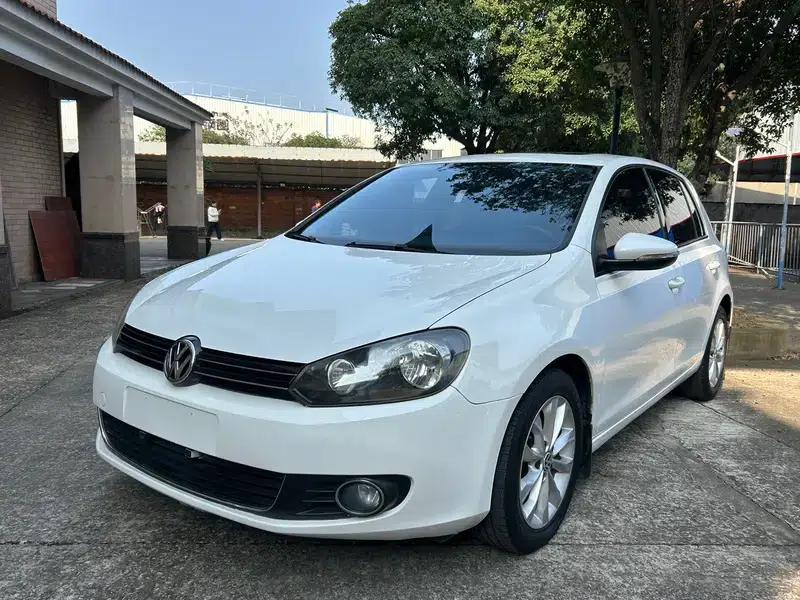 2011 Golf 1.6 Automatic Fashion Edition — миниатюра 1