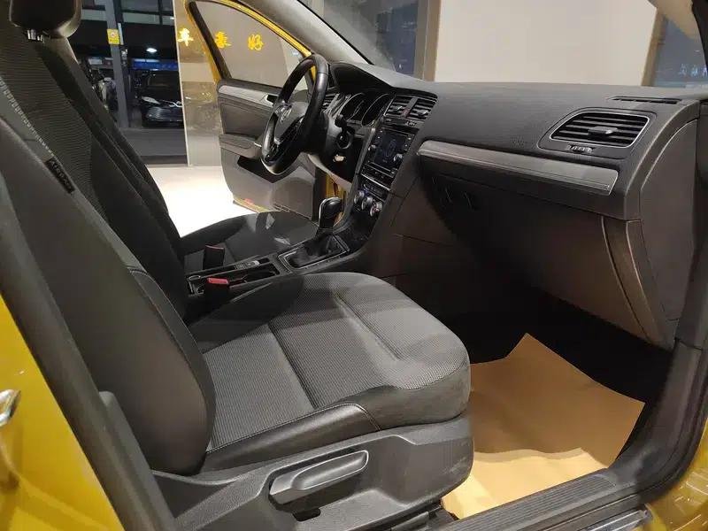 2018 Golf 180TSI Automatic Comfort — миниатюра 10