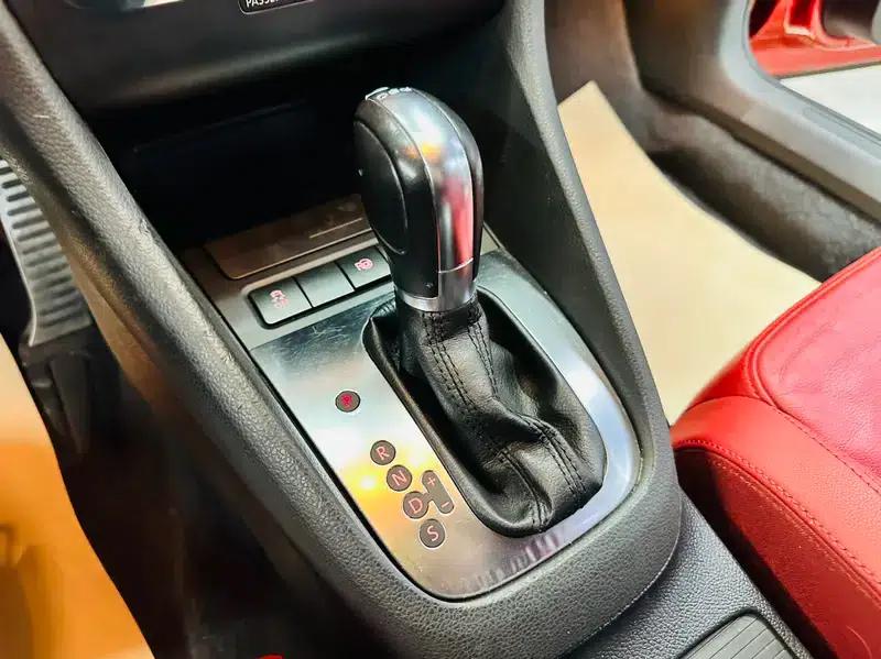 2012 Golf (Imported) 1.4TSI Luxury Convertible — миниатюра 33