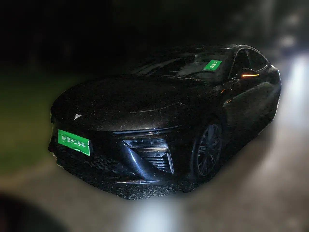 NETA S 2022 Extended-Range Version 1160 km Range Rear-Wheel-Drive Compact Edition — миниатюра 1