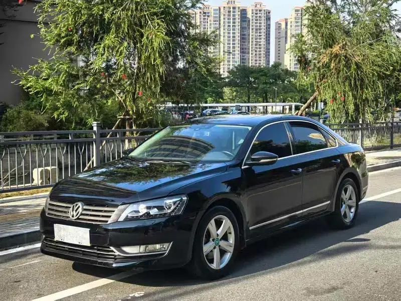2015 Passat 1.8TSI DSG Premium Edition — миниатюра 1
