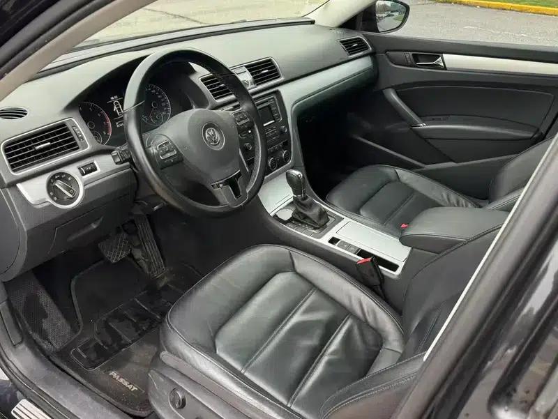 2015 Passat 1.8TSI DSG Premium Edition — миниатюра 11