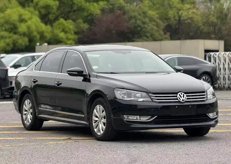 2015 Passat 1.8TSI DSG Premium Edition — миниатюра 3
