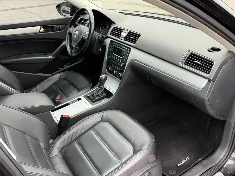 2015 Passat 1.8TSI DSG Premium Edition — миниатюра 6