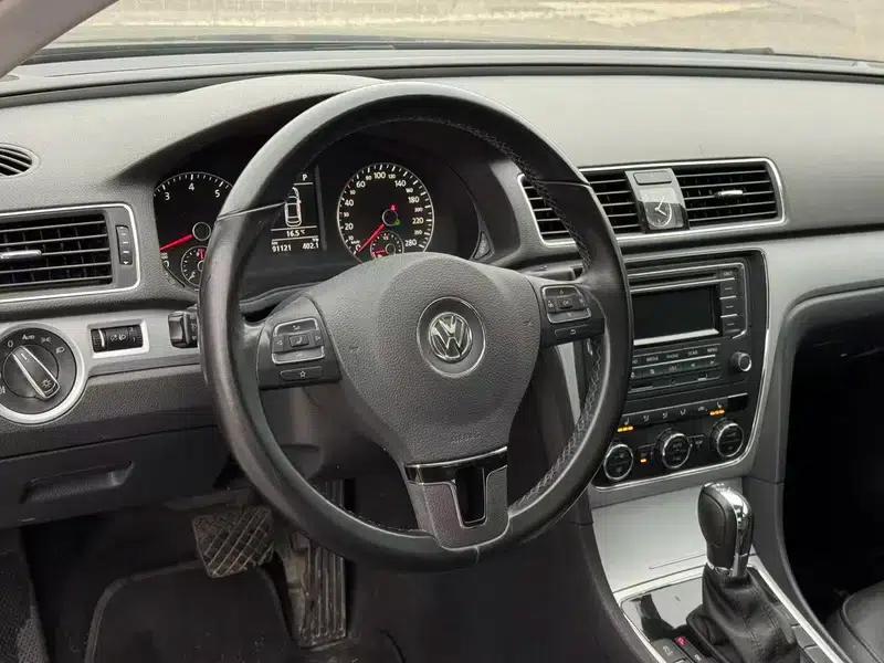 2015 Passat 1.8TSI DSG Premium Edition — миниатюра 9