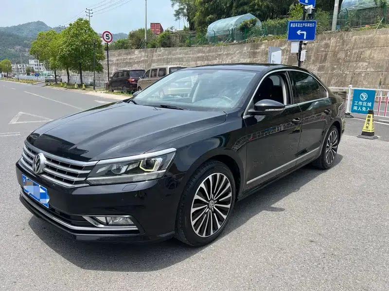2016 Passat 330TSI DSG Royal Edition — миниатюра 1