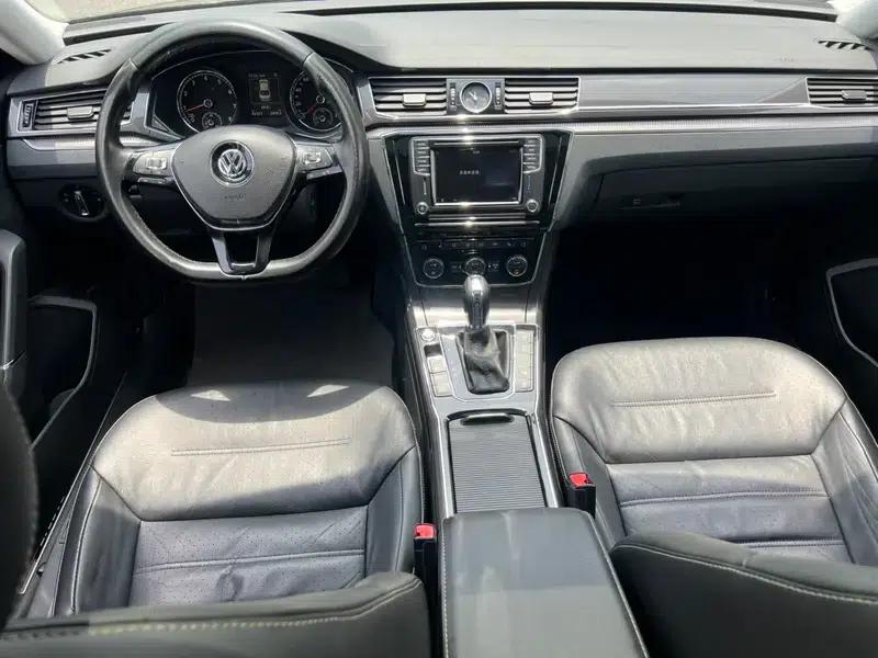 2016 Passat 330TSI DSG Royal Edition — миниатюра 6