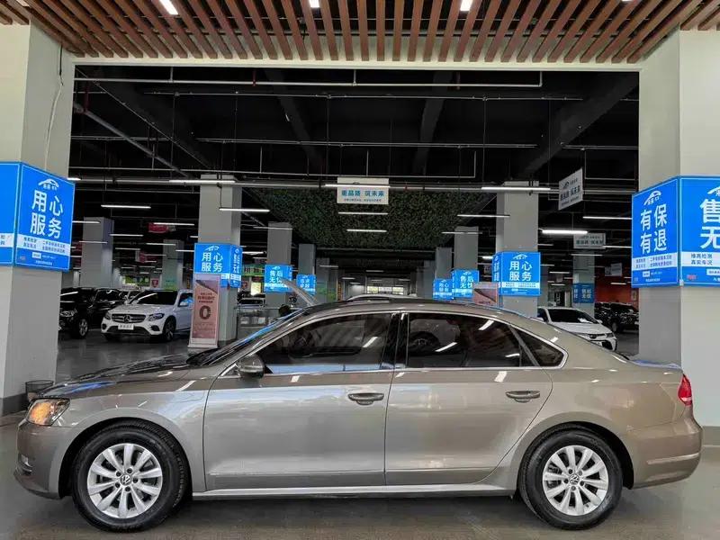2013 Passat 1.8TSI DSG Premium Edition — миниатюра 4