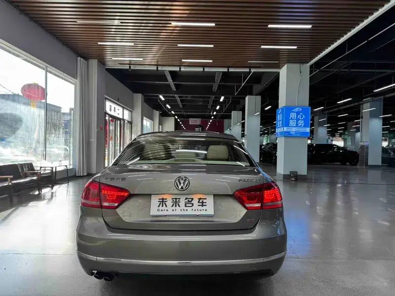 2013 Passat 1.8TSI DSG Premium Edition — миниатюра 6