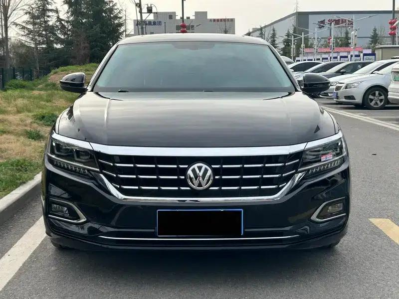 2019 Volkswagen Passat 330TSI Luxury Edition (China VI Emission Standard) — миниатюра 2