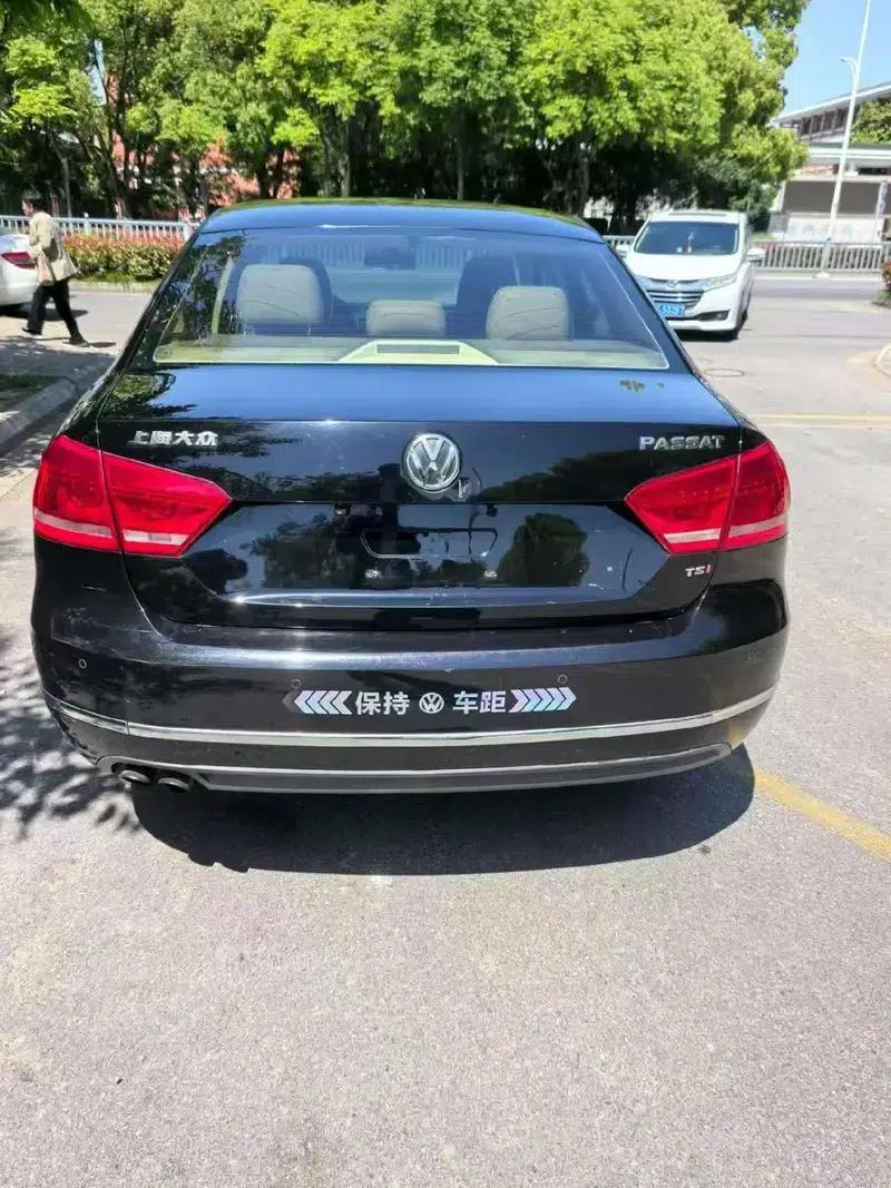 2011 Passat 1.8TSI DSG Premium Edition — миниатюра 5