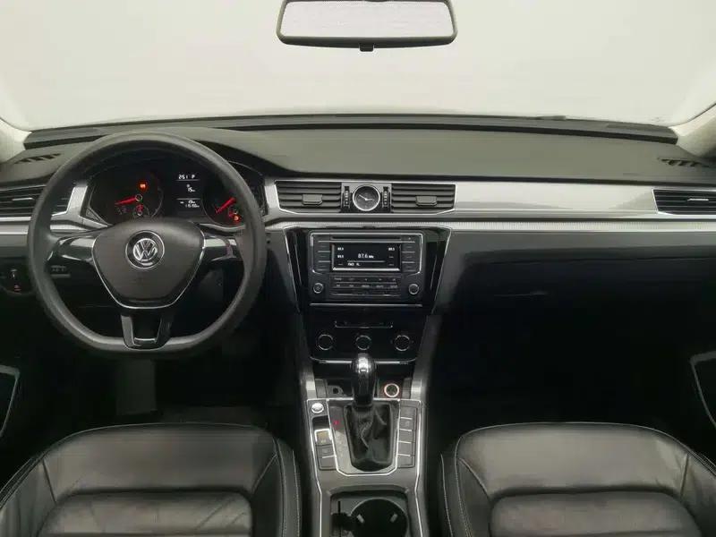 2017 Passat 330TSI DSG Premium Edition — миниатюра 13