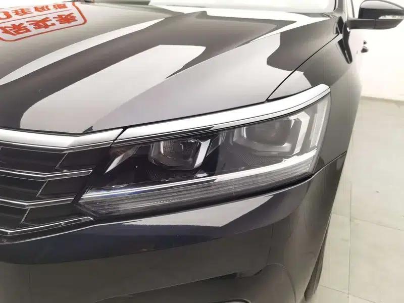 2017 Passat 330TSI DSG Premium Edition — миниатюра 8